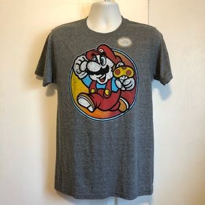 🔲 NINTENDO - Mario T-Shirt